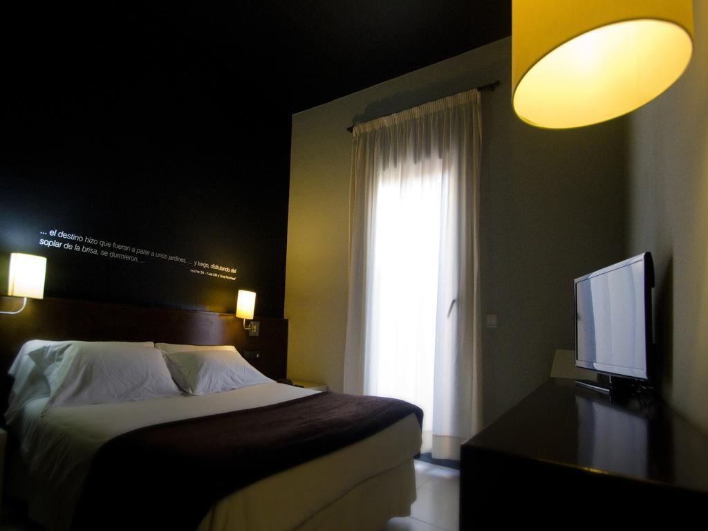 Hostal Badaloní Badalona Pokoj fotografie